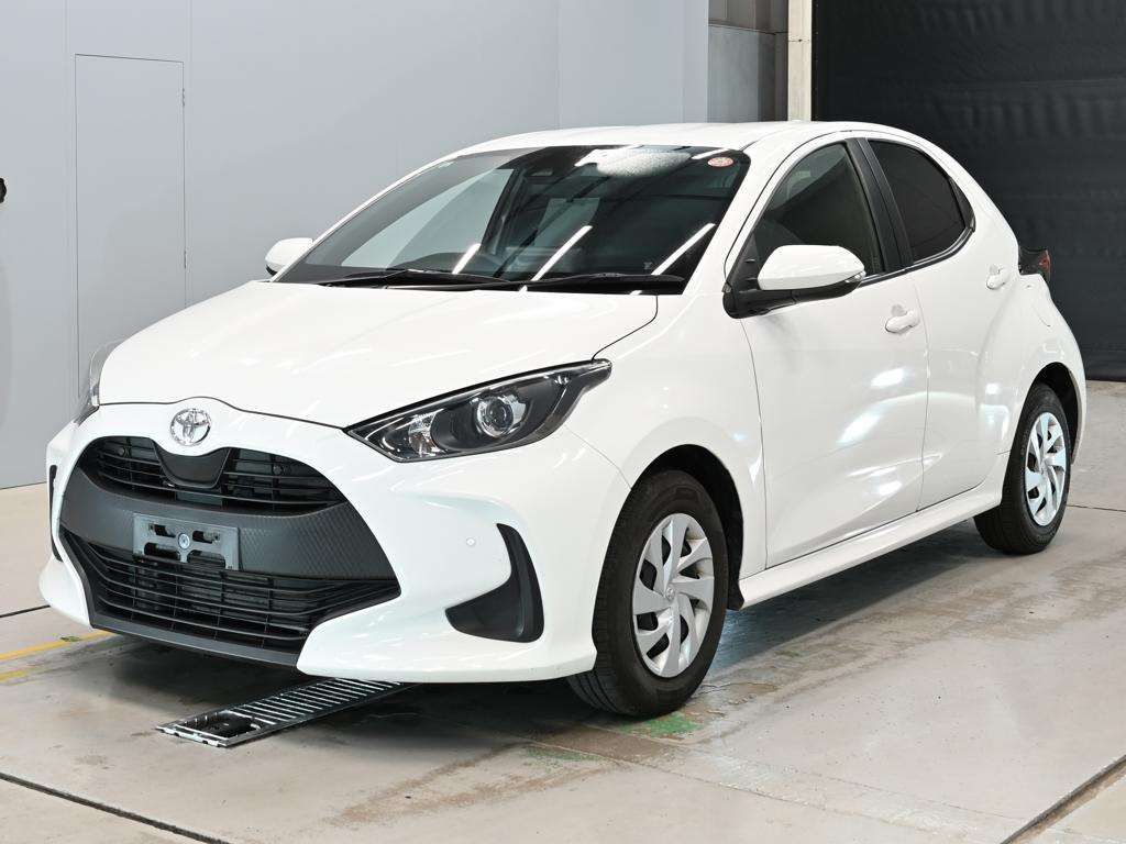 2022 Toyota Yaris X Japan auction vehicle