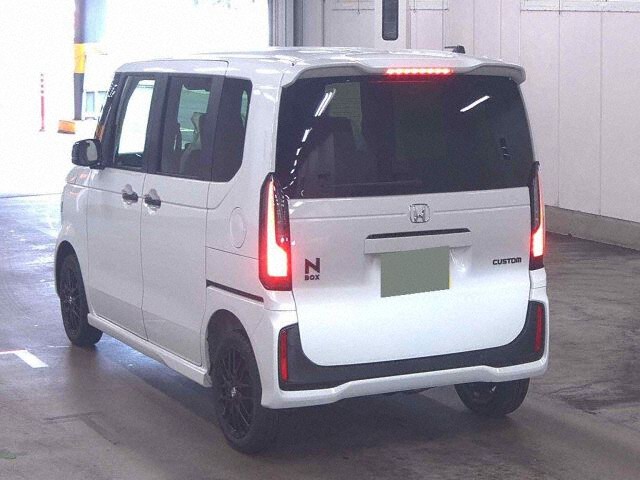 2026 Honda N-BOX Turbo Black Style 4WD auction photo 2