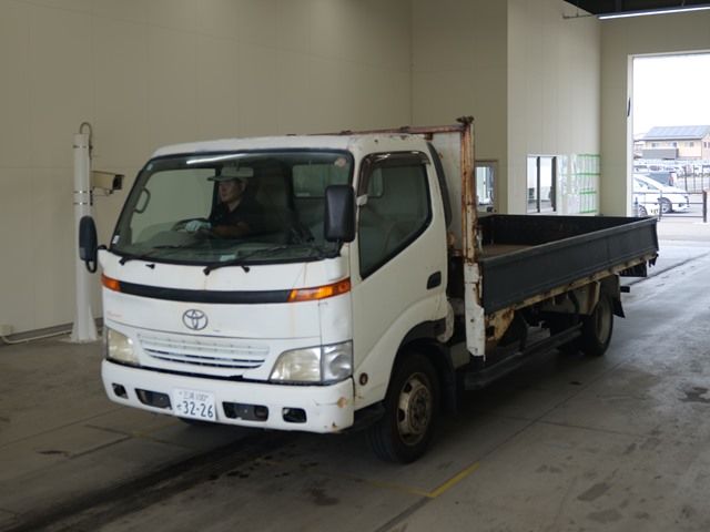 Japan Auction Vehicles 20 2002 Toyota Dyna Hira auction photo