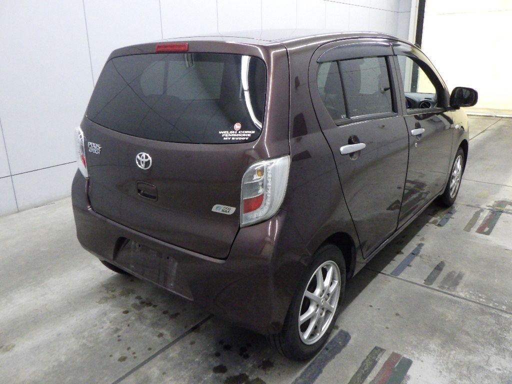 2013 Toyota Pixis Epoch X SA auction photo 2