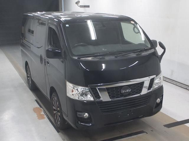 Japan Auction Vehicles 5 2015 Isuzu コモ 4WD Premium LG auction photo