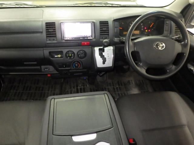 2014 Toyota Regius Ace 4WD DX GLパッケージ ロング auction photo 3
