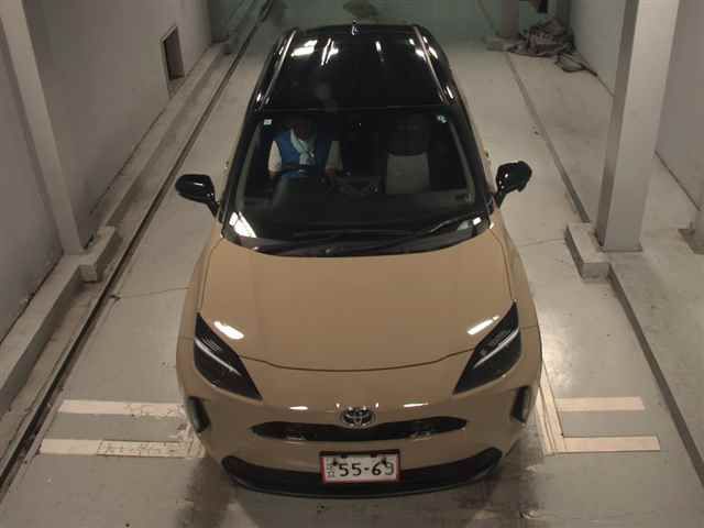 2021 Toyota Yaris Cross Z auction photo 6