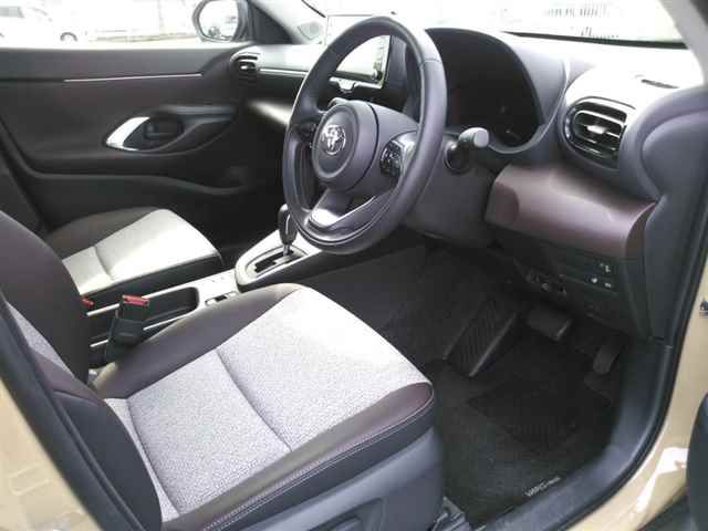 2021 Toyota Yaris Cross Z auction photo 3