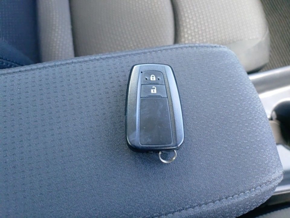 2021 Toyota Prius auction photo 15