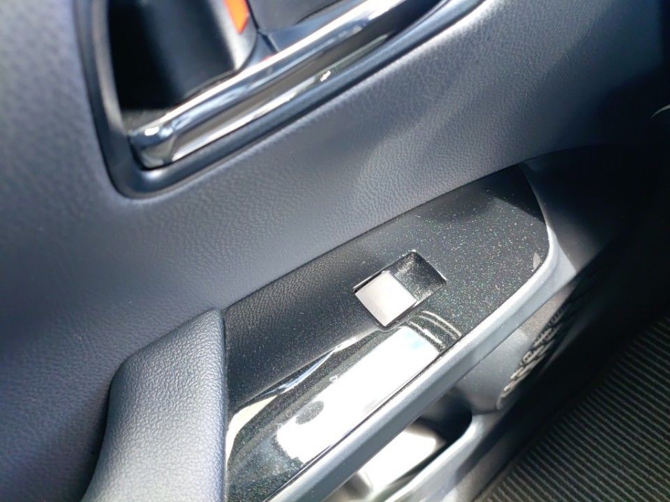 2021 Toyota Prius auction photo 13