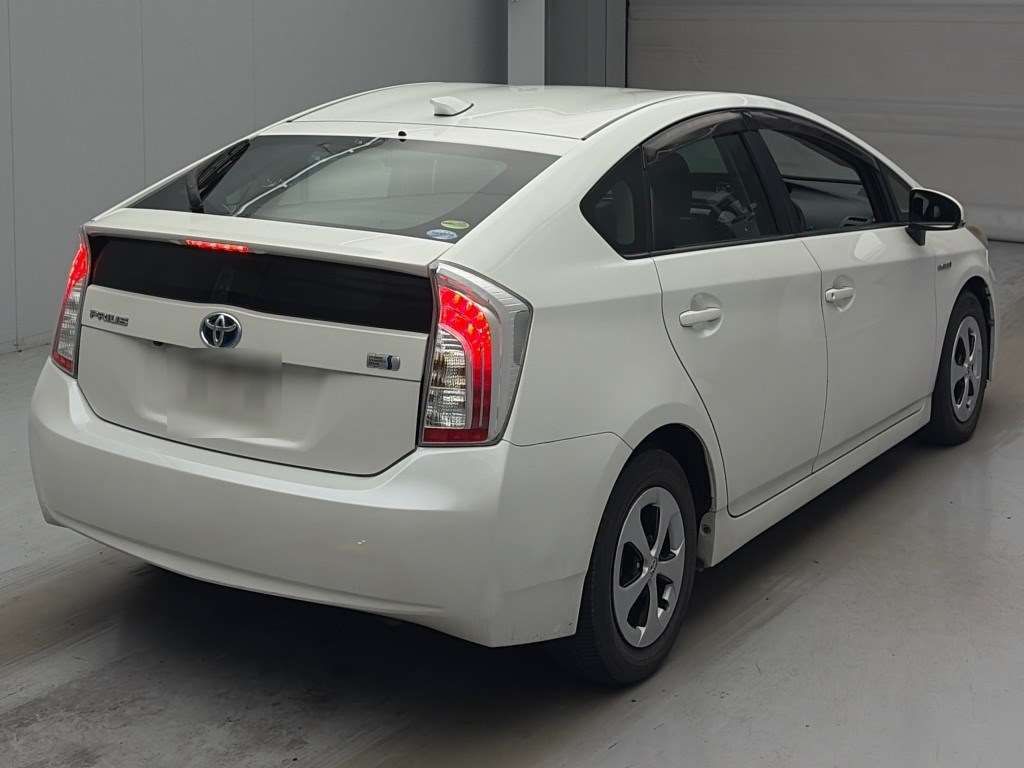 2014 Toyota Prius S auction photo 2