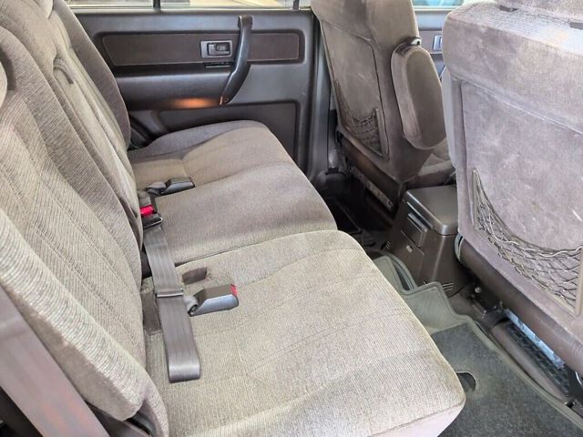 1992 Isuzu ビッグホーン 4WD auction photo 6