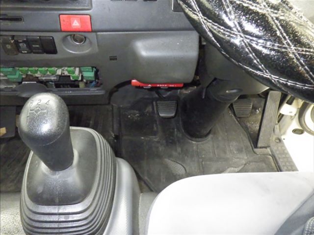 2016 Isuzu Elf バン auction photo 8