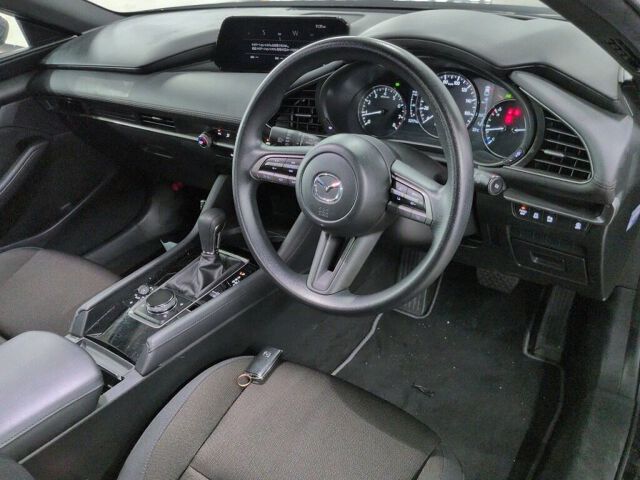 2023 Mazda 3ファストバック auction photo 3