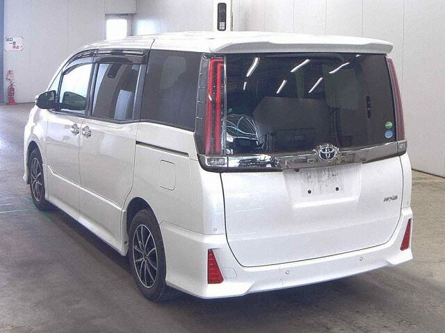 2019 Toyota Noah SI WXB 2 auction photo 2