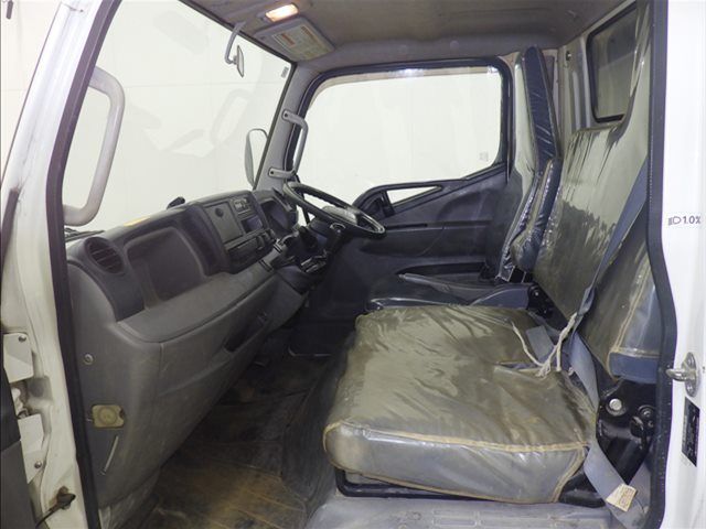 2015 Mitsubishi Fuso Canter dump auction photo 8