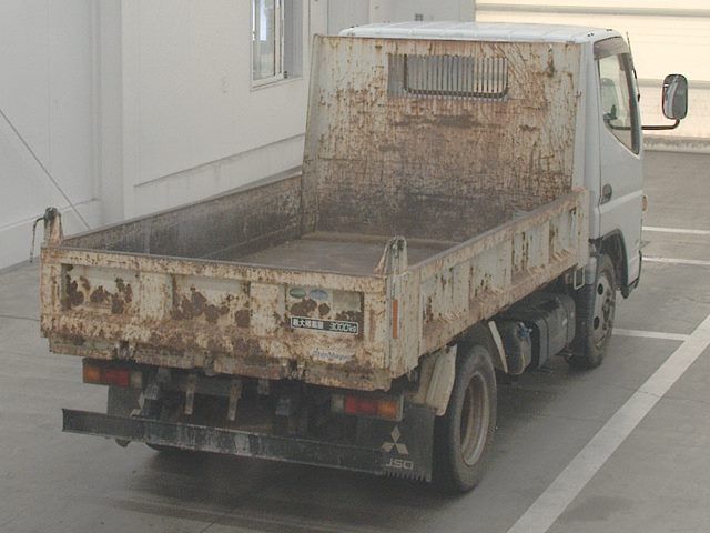2015 Mitsubishi Fuso Canter dump auction photo 2