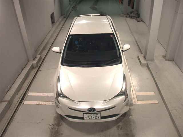 2015 Toyota Prius S auction photo 6