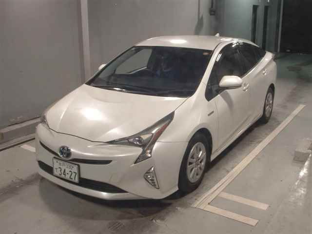 2015 Toyota Prius S auction photo 4
