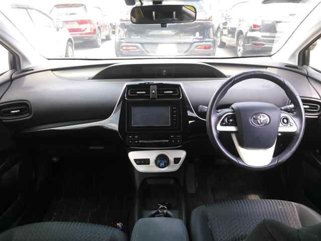 2015 Toyota Prius S auction photo 8
