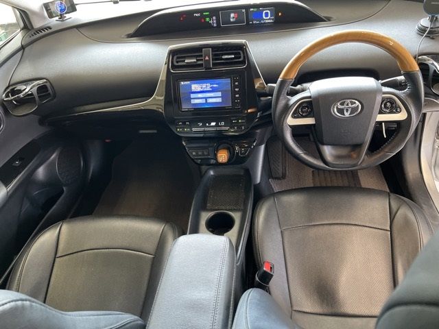 2016 Toyota Prius S auction photo 5