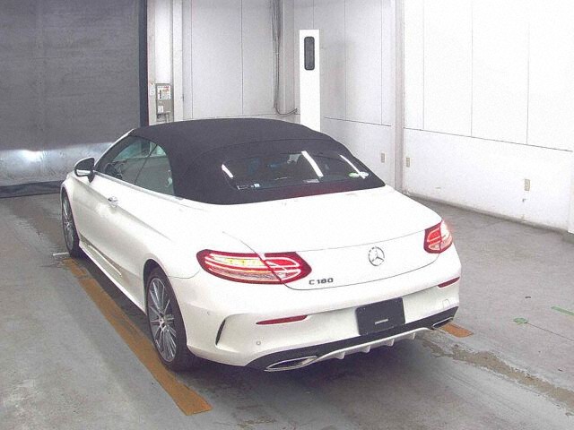 2017 Mercedes-Benz C-Class C180 Cub Sport EXC auction photo 2