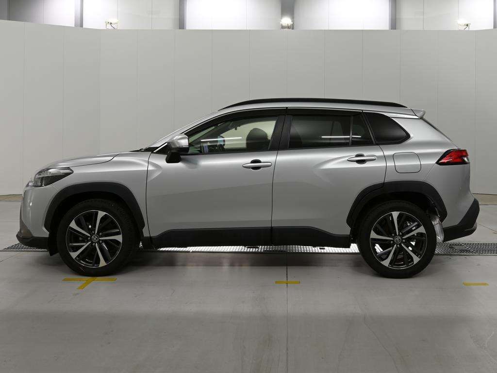 2021 Toyota Corolla Cross ハイブリッド Z 4WD auction photo 4