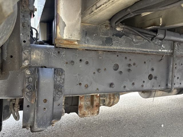 2006 Isuzu Forward auction photo 10