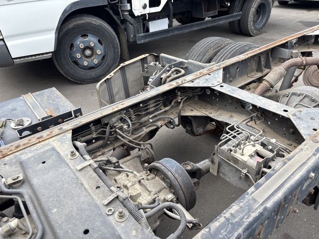 2005 Isuzu Elf Chassis 4WD auction photo 18