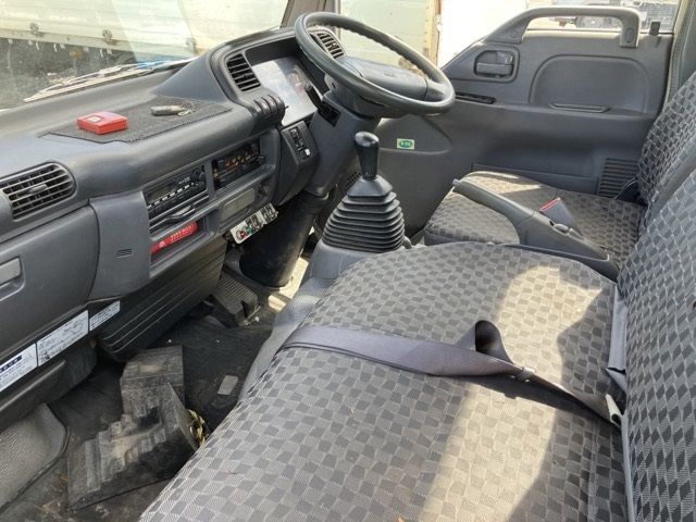 2005 Isuzu Elf Chassis 4WD auction photo 5
