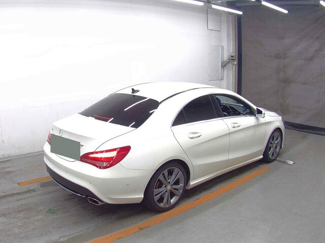 2013 Mercedes-Benz CLA-Class CLA180 auction photo 5