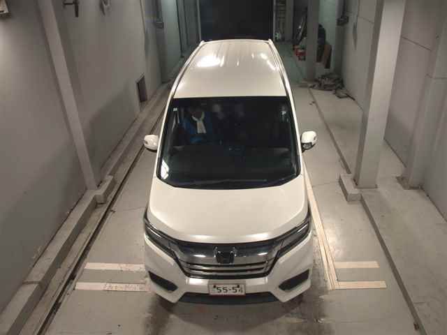 2019 Honda Stepwgn Honda Sensing auction photo 6