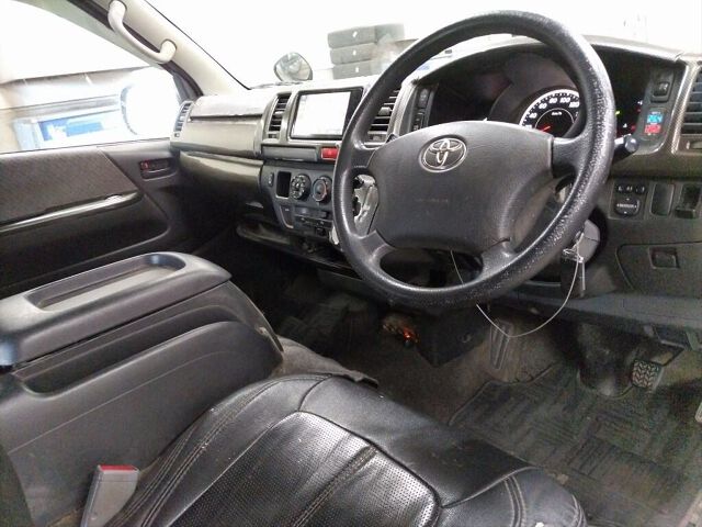 2008 Toyota Hiace スーパーGL auction photo 3
