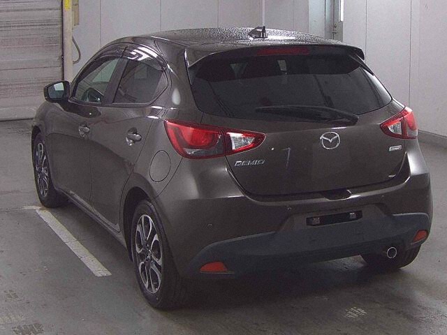 2018 Mazda Demio XDツーリング auction photo 2