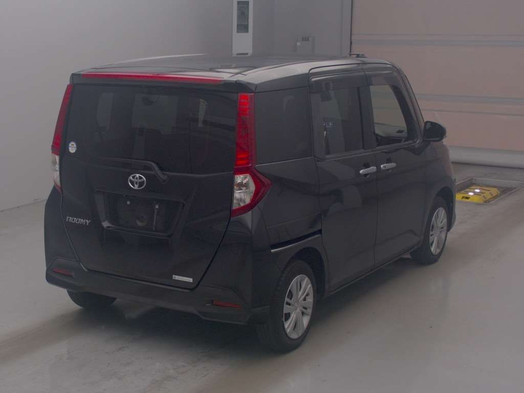 2021 Toyota Roomy G auction photo 2