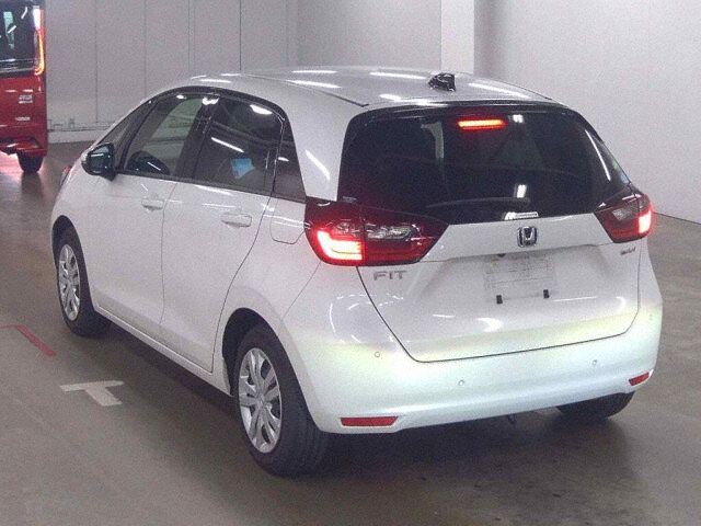 2021 Honda Fit EHEVホーム auction photo 2
