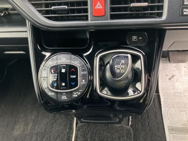 2019 Toyota Noah ハイブリッドSI WXB2 auction photo 5