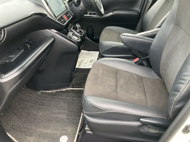 2019 Toyota Noah ハイブリッドSI WXB2 auction photo 9