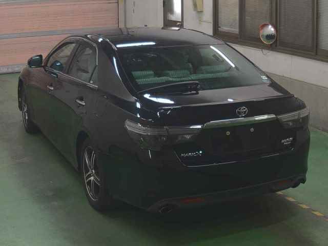 2019 Toyota Mark X 4WD 250S Four auction photo 2