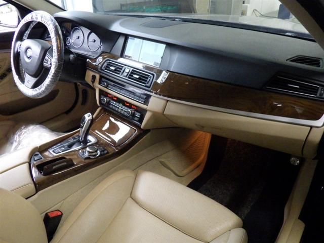 2012 BMW BMW 535 I xDrive Touring auction photo 2