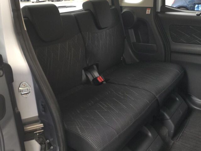 2017 Mitsubishi eK Space カスタムTセフティパッケ auction photo 6