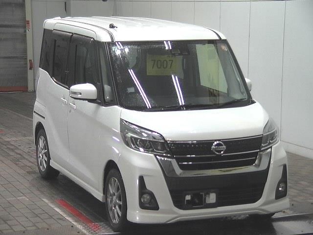2017 Nissan Dayz Roox ハイウェイスターX Gパッケージ Japan auction vehicle