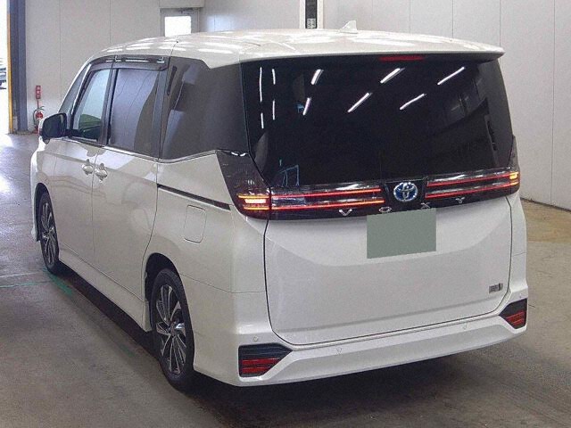 2025 Toyota Voxy ハイブリッドS-Z auction photo 2