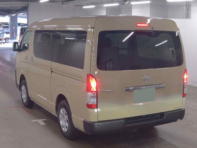 2026 Toyota Hiace ロングWスーパーGL 4WD auction photo 2