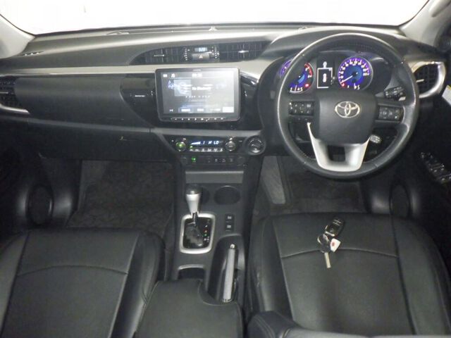 2018 Toyota Hilux Z 4WD auction photo 3
