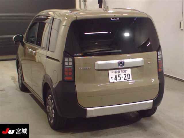2026 Honda Freed 4WD e:HEV Crosstar auction photo 2