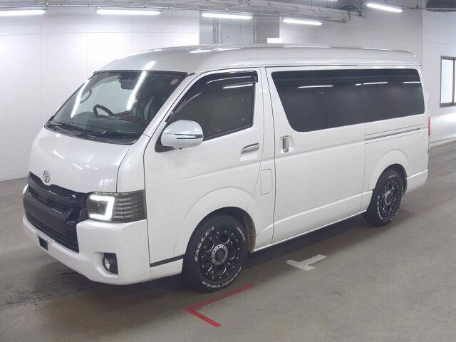 2017 Toyota Hiace Long Super GL 4WD auction photo 4