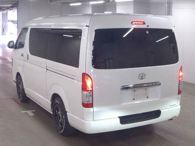 2017 Toyota Hiace Long Super GL 4WD auction photo 2