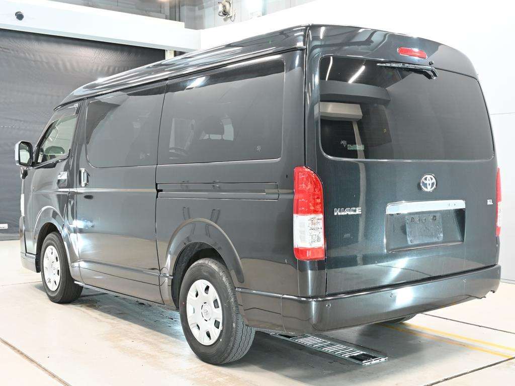 2022 Toyota Hiace GL auction photo 6
