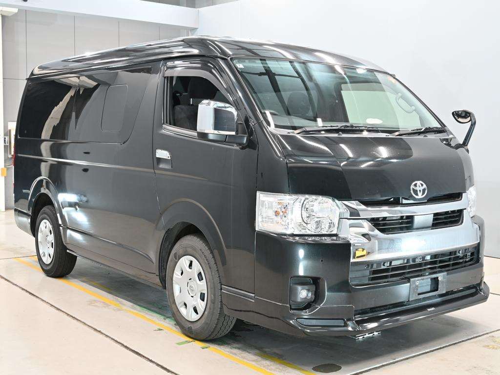 2022 Toyota Hiace GL auction photo 5
