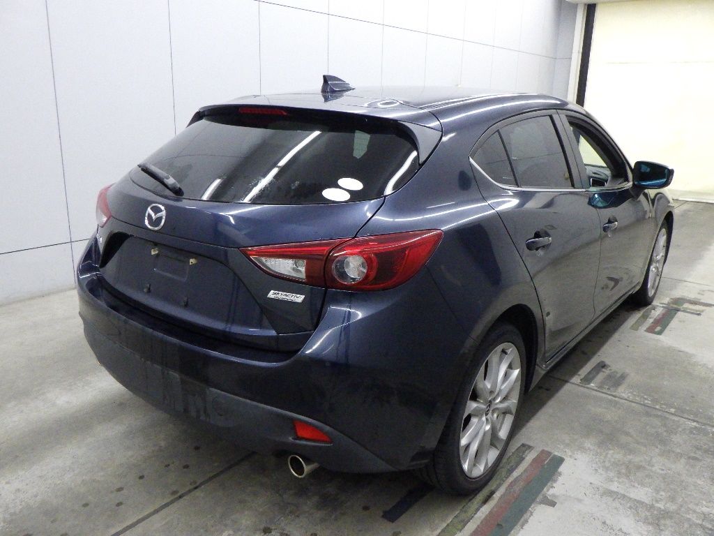 2015 Mazda アクセラ スポーツ 20SツーリングLパッケージ auction photo 2