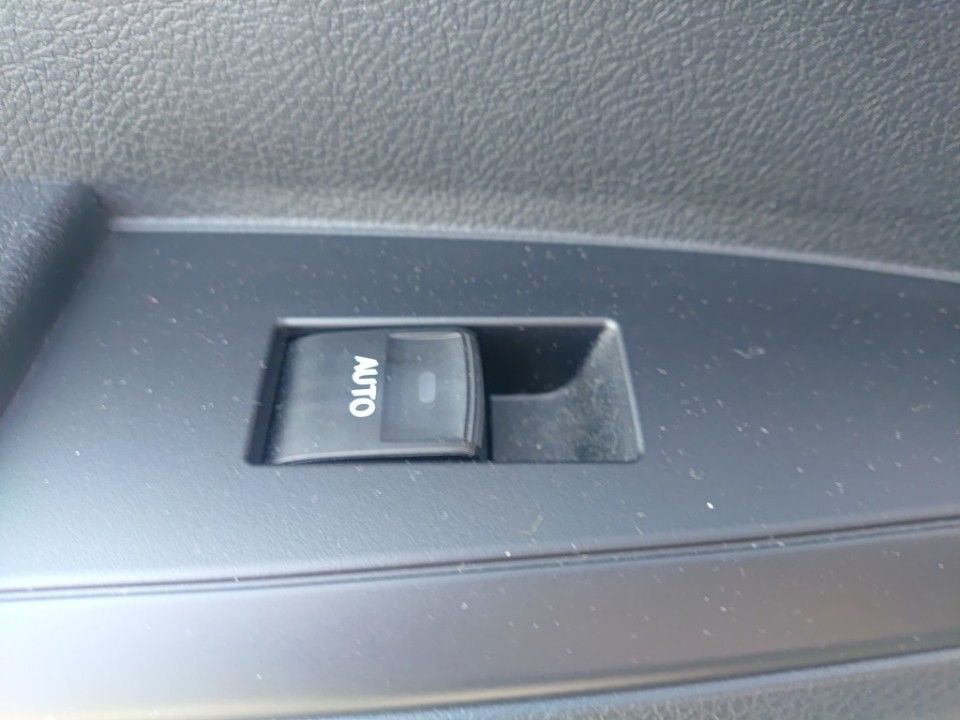 2021 Toyota Corolla Fielder auction photo 13