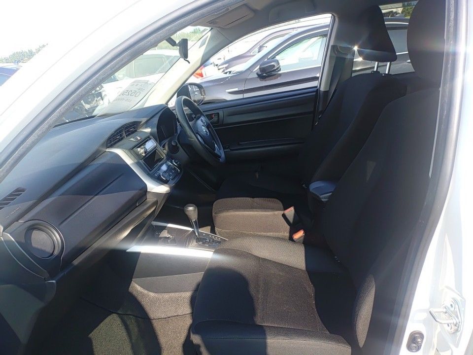 2021 Toyota Corolla Fielder auction photo 16