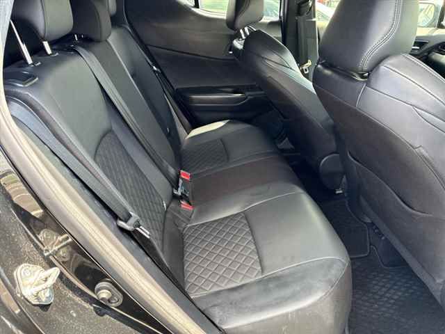 2022 Toyota C-HR G-T Mode Nero Safety Plus 2 auction photo 7